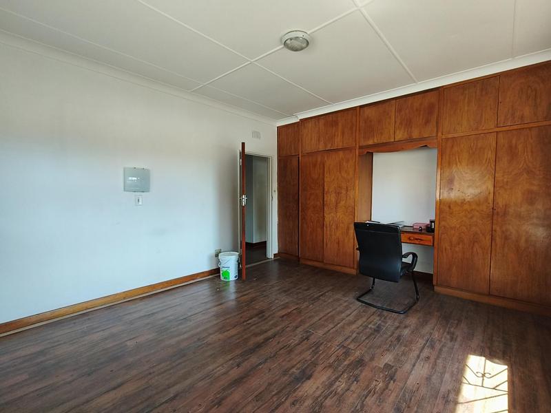 To Let Commercial Property for Rent in Mthata Eastern Cape